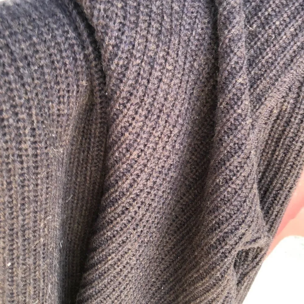 COPY - 🎅🎁 Lanai Cashmere/Wool Dark Brown Sweater